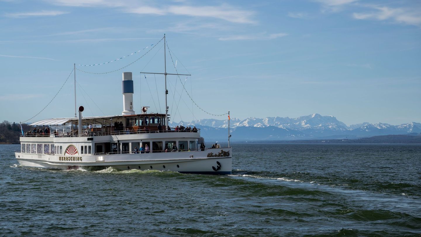 Saisonbeginn: Bayerische Seenschifffahrt startet bei Kaiserwetter