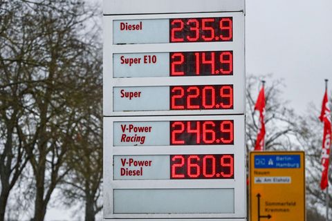 Der CDU-Politiker Florian Oest fordert Maßnahmen gegen steigende Spritpreise nach polnischem Vorbild. (Symbolbild) Foto: Jens Ka