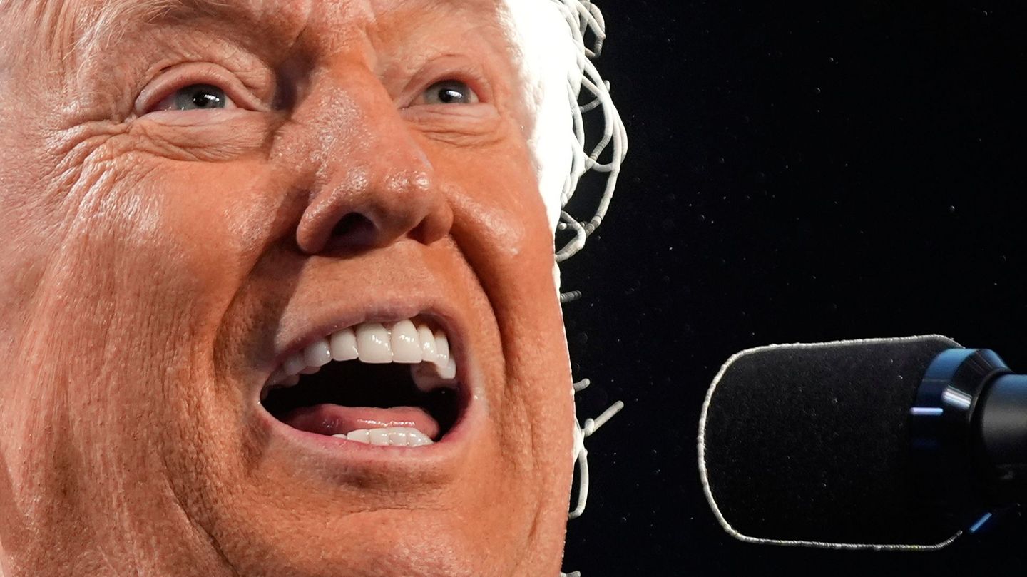 Irankrieg: „Wahnsinnig geworden“, „durchgedrehter Irrer“: Scharfe Kritik an Trumps Iran-Post