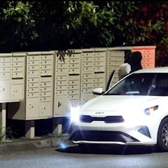 „Hat ihm noch zugewunken“: Diebe räumen Briefkästen vor Anwohnern leer