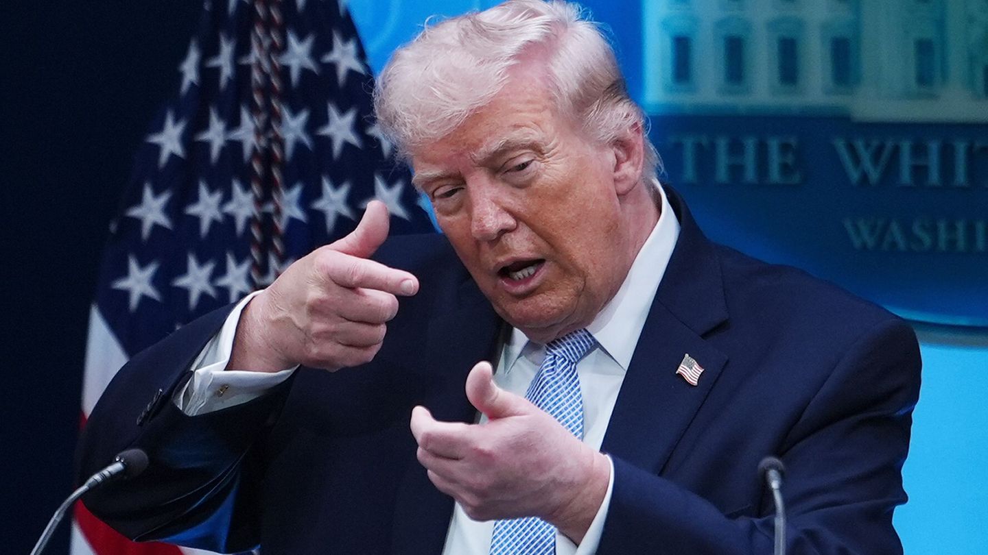 Iran-Krieg: Brücken, Kraftwerke: Trump droht Iran mit rascher Zerstörung