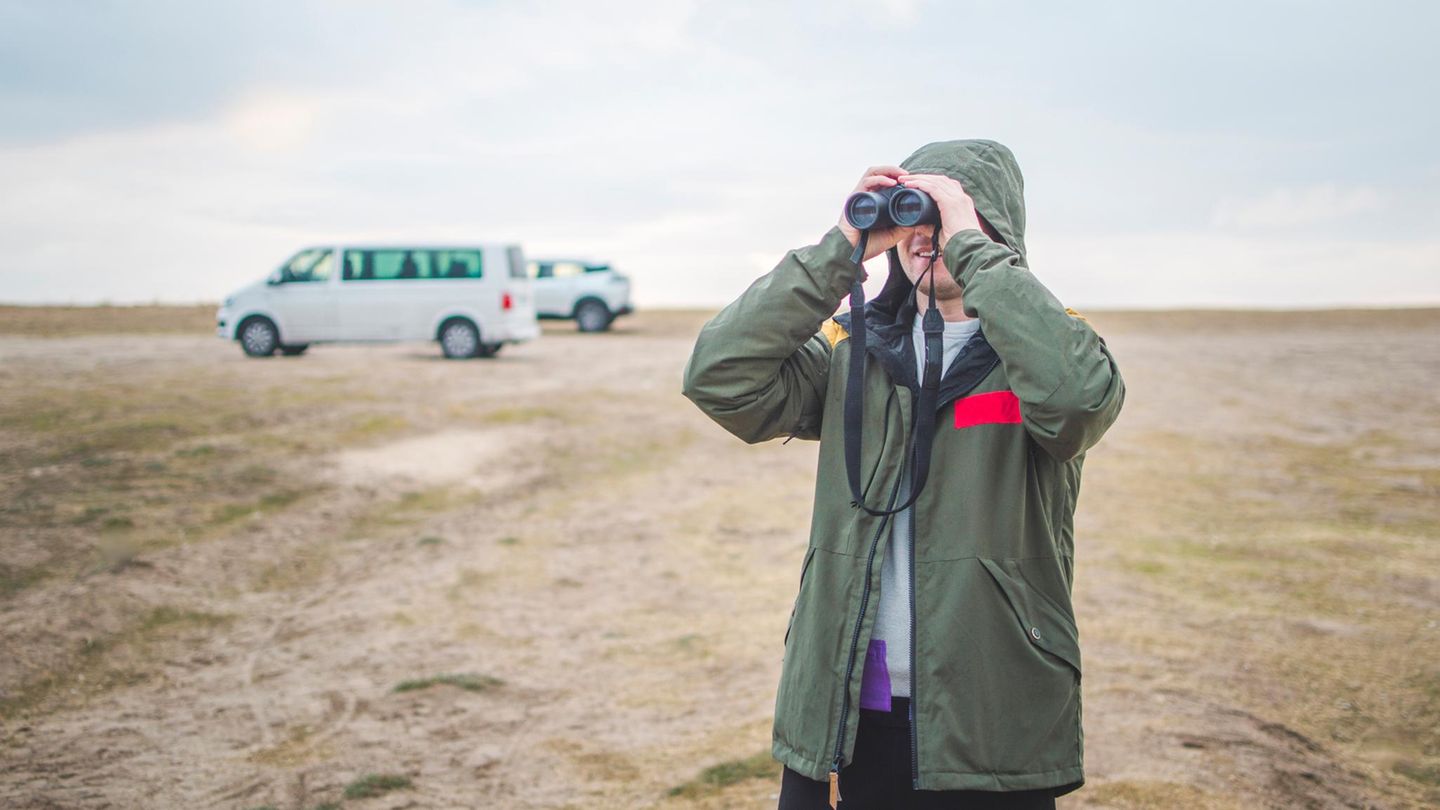 Aprilwetter: Columbia-Regenjacke für Herren im Angebot – wasserdicht und verstaubar