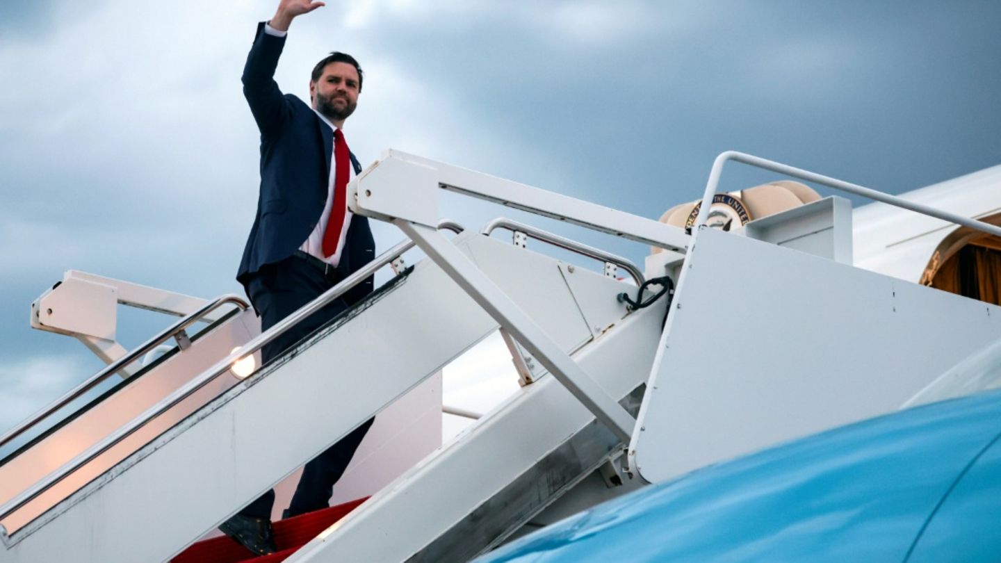 Wenige Tage vor Ungarn-Wahl: US-Vizepräsident Vance zu Besuch bei Orban eingetroffen