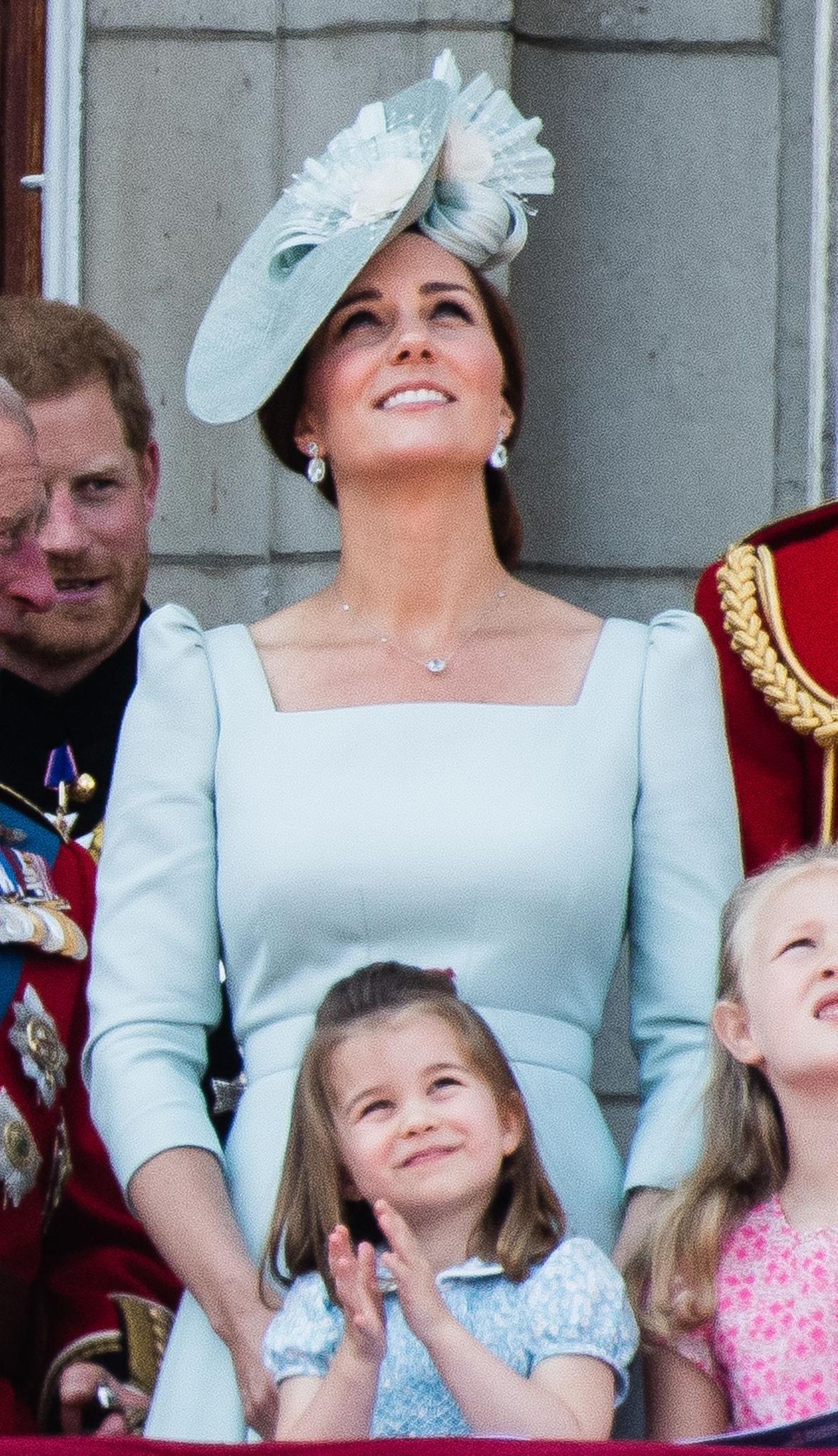 Pronzessin Kate und Charlotte bei der Geburtstagsparade für die Queen 2018
