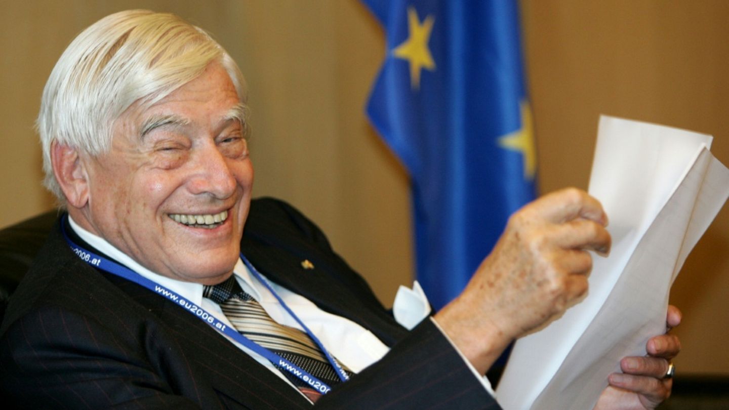 Ex-Post-Minister Schwarz-Schilling