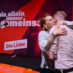 Die sächsischen Linken wollen in der Kommunalpolitik wieder stärker werden und streben auch zur Landtagswahl ein zweistelliges E