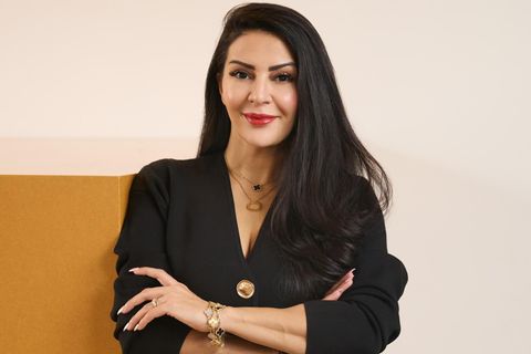 Oldouz Mirzaie-Boadi ist Zentraleuropa-Chefin von Hennes & Mauritz mit 23.000 Mitarbeitenden