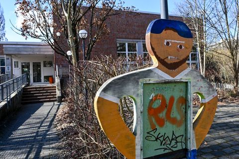 Nach Vergewaltigungsvorwürfen in einem Jugendzentrum in Berlin-Neukölln bleibt die Einrichtung zunächst geschlossen. (Archivbild
