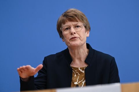 Wie verhindern wir den wirtschaftlichen Kollaps, Frau Grimm?