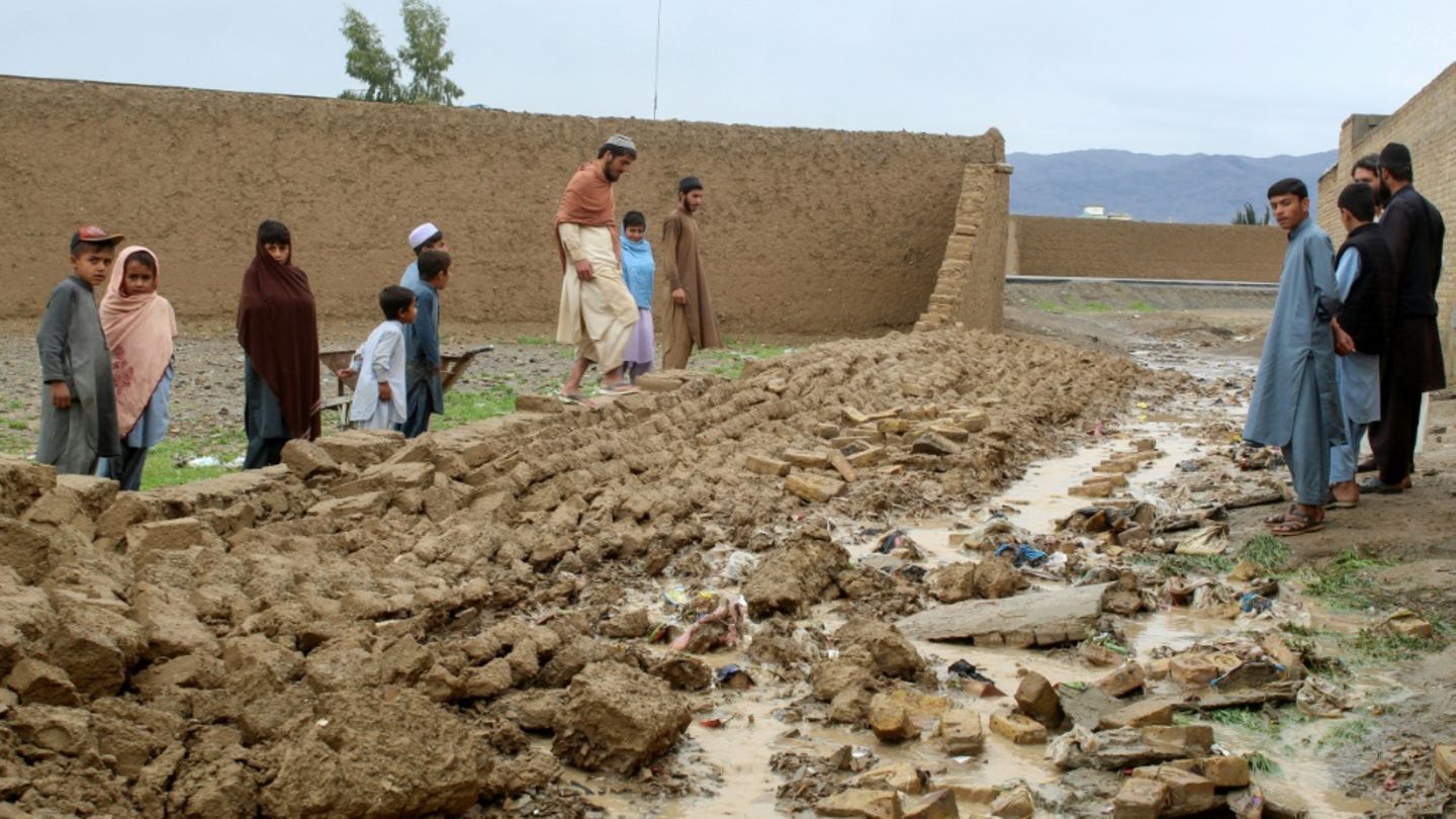 Mindestens 188 Tote durch Unwetter in Pakistan und Afghanistan