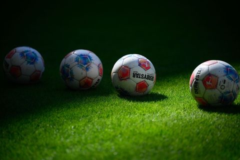 Der 1. FC Schweinfurt 05 steht als Absteiger aus der 3. Liga fest. (Symbolbild) Foto: Gregor Fischer/dpa