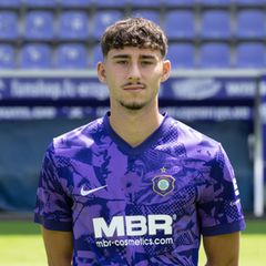 Luan Simnica patzte gegen Regenburg vor dem 0:1. (Archivbild) Foto: Sebastian Kahnert/dpa