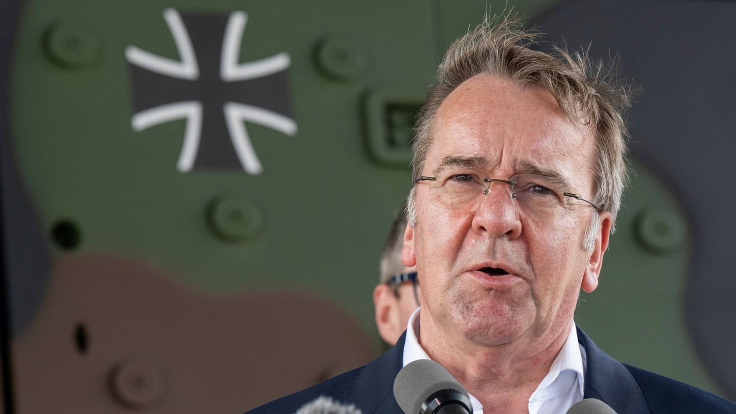 Neuer Wehrdienst: Pistorius: Keine Genehmigung für lange Reisen nötig