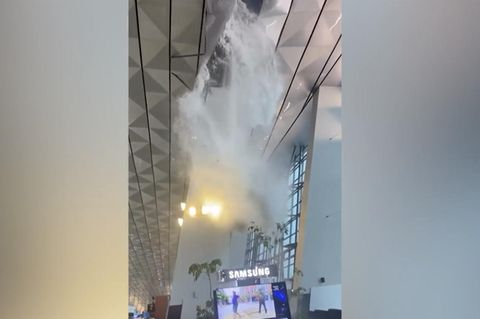 Deckenschäden am Airport