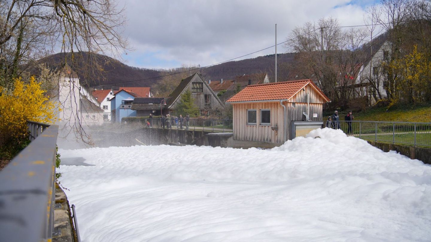 Bad Ditzenbach: Wasserproben nach Tanklaster-Havarie unauffällig