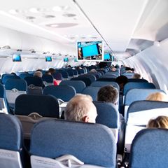 Passagier Alt Evakuierung Fluggast