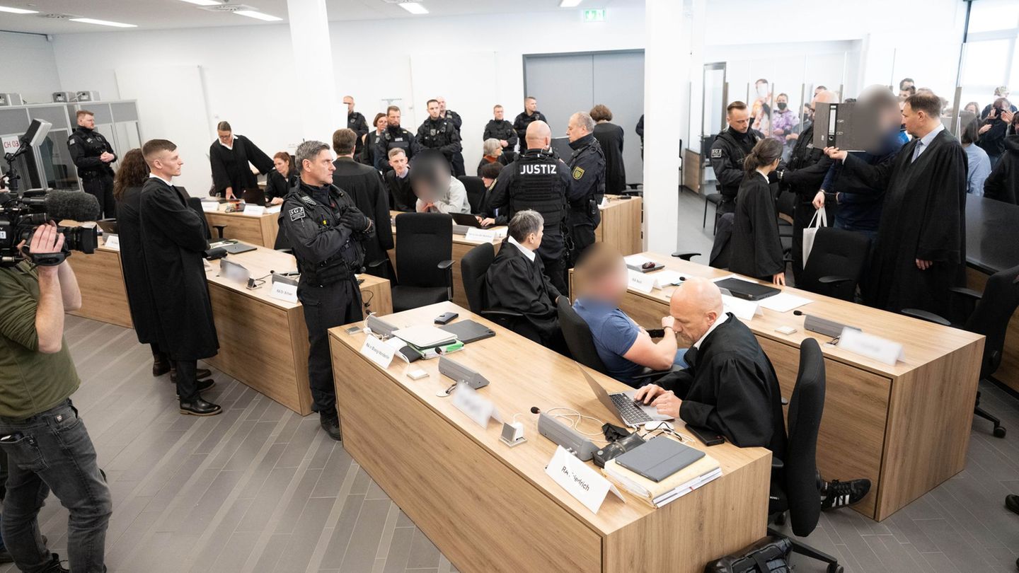 Prozesse: Prozess um Antifa-Ost: Ehemaliges Mitglied sagt aus