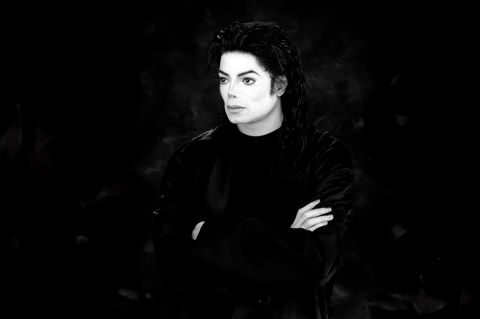 Michael Jackson mit verkreuzten Armen