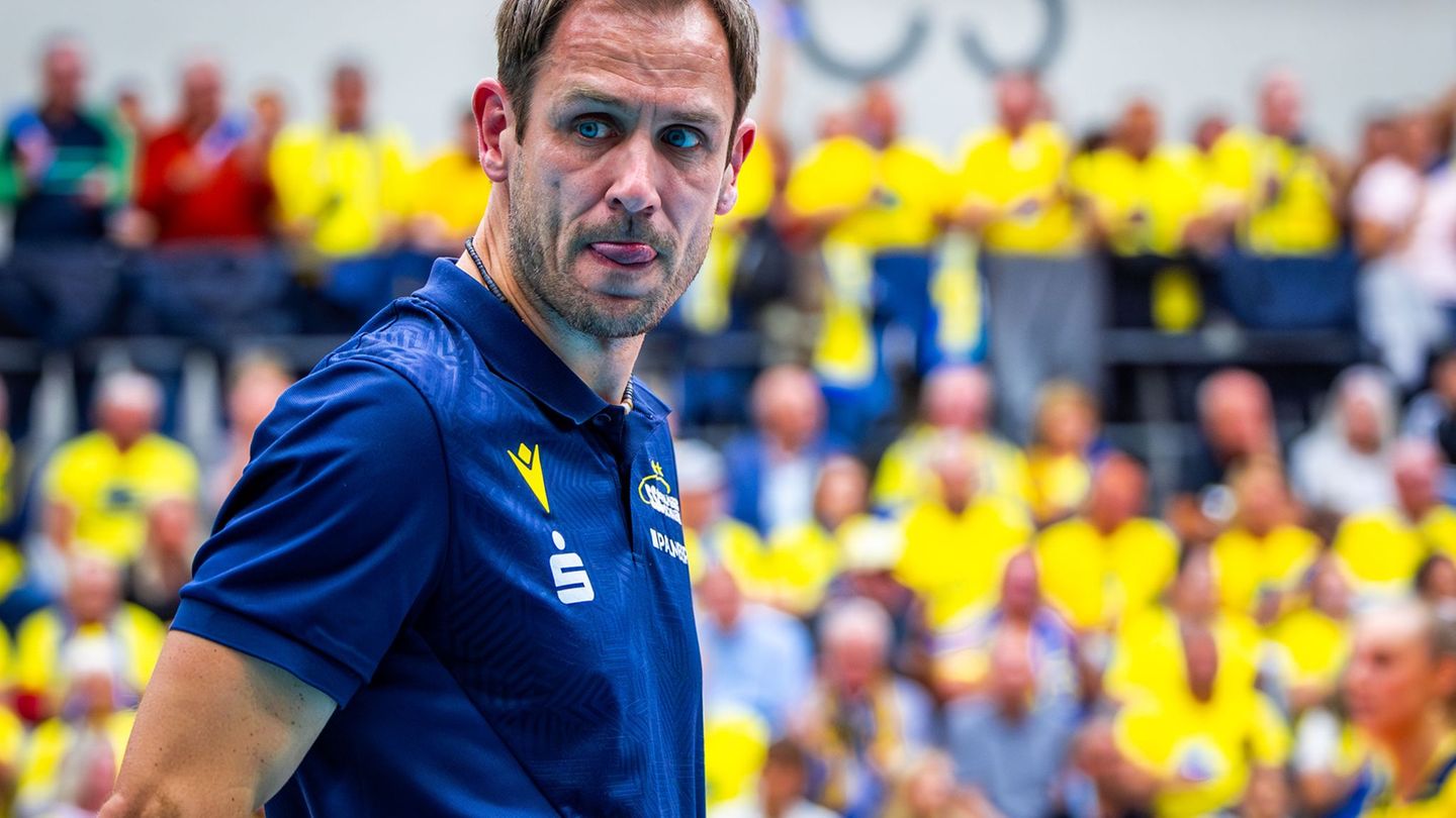 Für Trainer Felix Koslowski und den SSC Palmberg Schwerin ist das Halbfinale Endstation. Foto: Jens Büttner/dpa