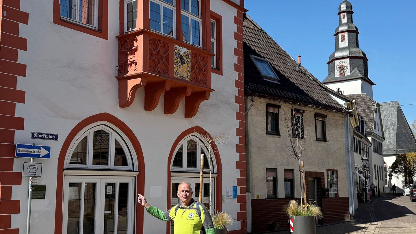 Nicht nur durch Wälder und Felder, sondern auch durch Städte wie hier Nidderau-Windecken führt die Bonifatius-Route. Foto: Micha