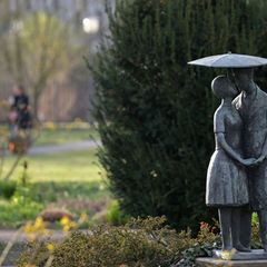 In Berlin und Brandenburg wechseln sich freundliche Phasen und Regen ab. Am Samstag erwarten die Wetterexperten wieder milde Tem