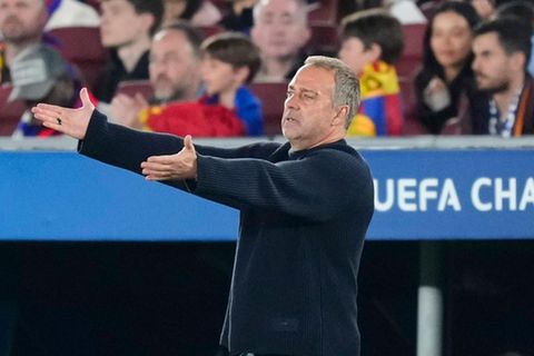 Hansi Flick, Trainer des FC Barcelona, im Champions-League-Spiel gegen Atletico Madrid