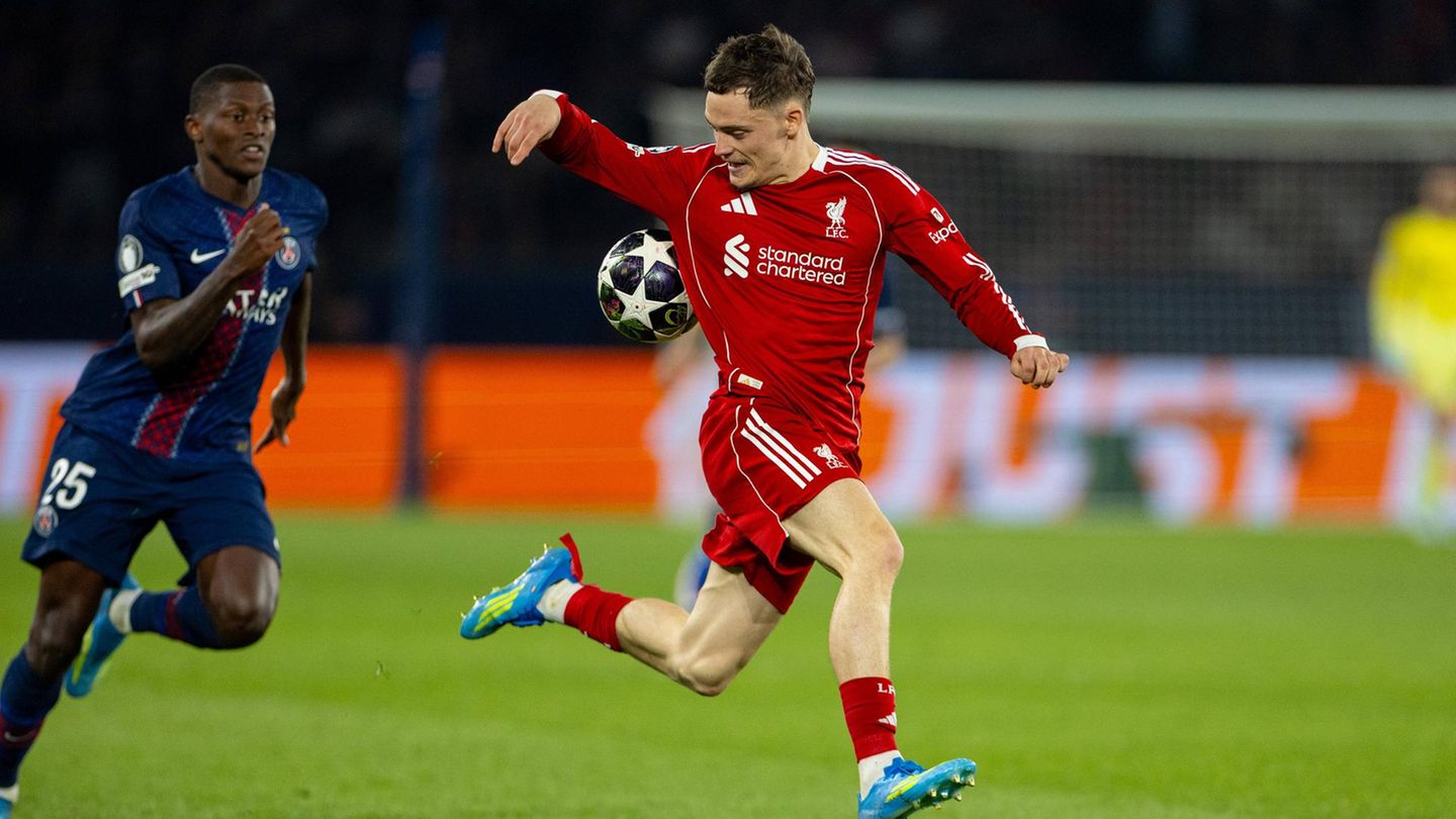 Paris, Frankreich. Ball vergessen: DFB-Star Florian Wirtz und der FC Liverpool unterliegen im Hinspiel des Champions-League-Viertelfinals bei Paris St. Germain mit 0:2. Ein Einzug ins Halbfinale ist dadurch deutlich unwahrscheinlicher geworden.