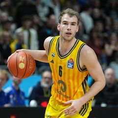 Albas Nationalspieler Malte Delow ist stolz auf sein Team. (Archivbild) Foto: Soeren Stache/dpa