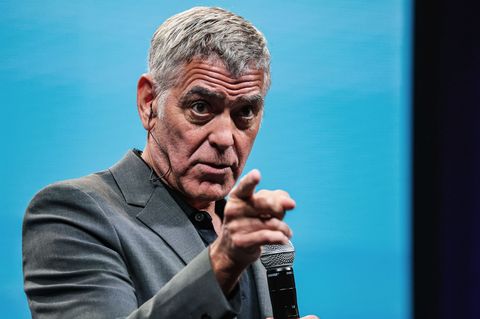 Hollywoodstar und Aktivist George Clooney (64) gilt als langjähriger Kritiker Trumps. Foto: Renata Roattino/LPS via ZUMA Press W