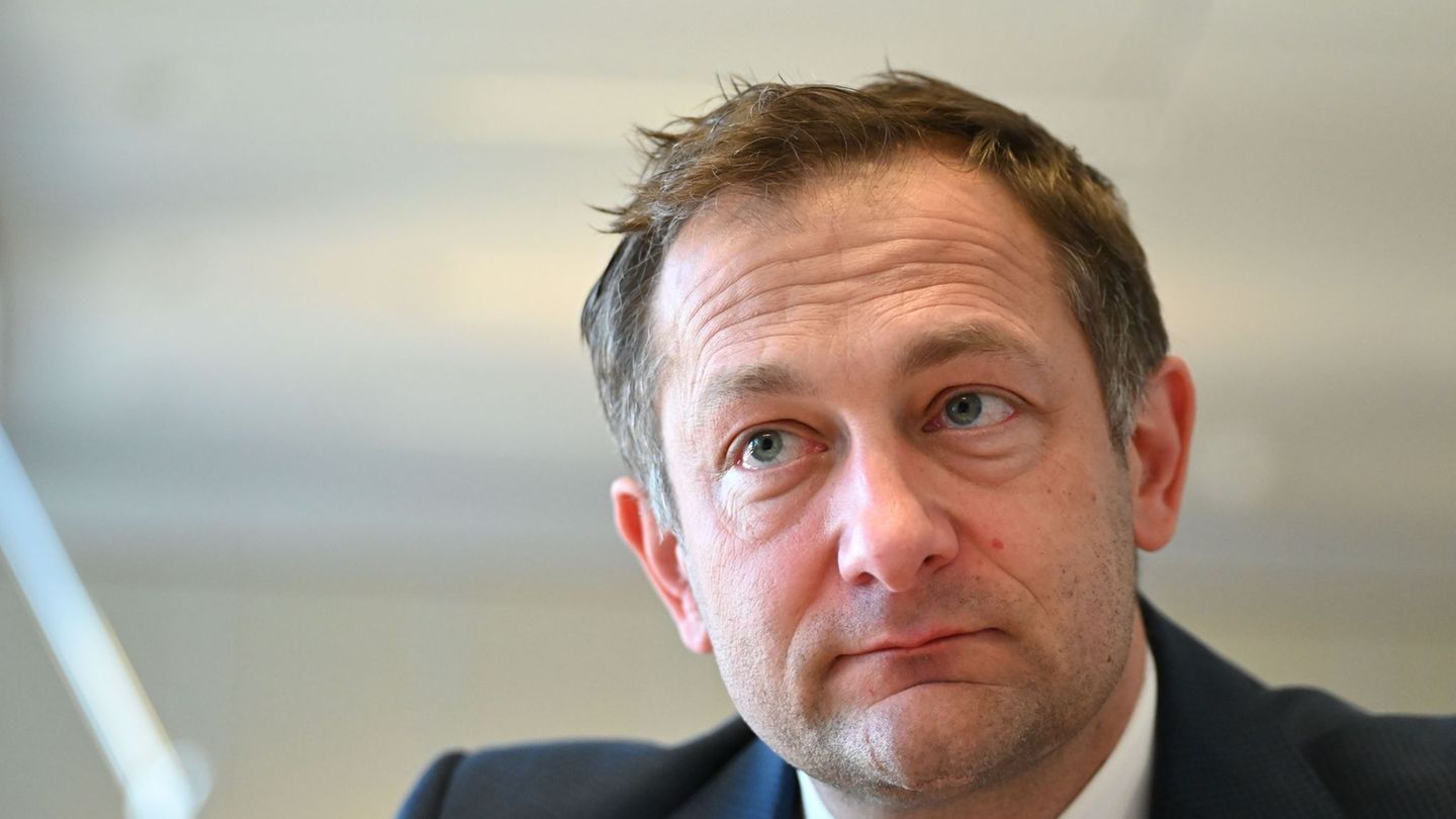 Christophe Hansen ist in der EU-Kommission für Landwirtschaft und Ernährung zuständig. Foto: Katharina Kausche/dpa