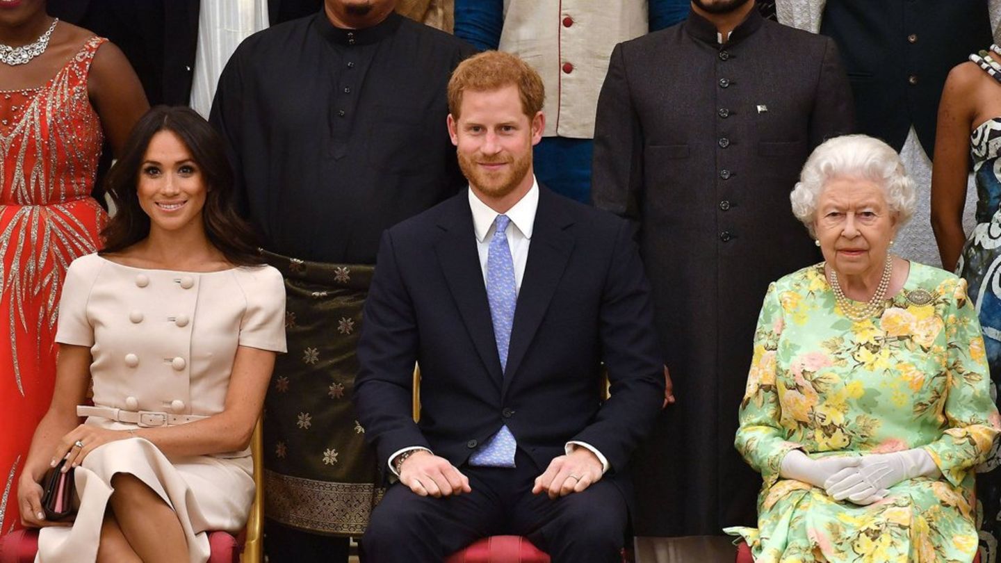 Queen Elizabeth II.: Ultimatum für Enkel Prinz Harry?