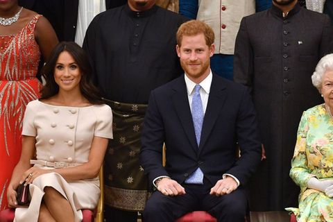 Queen Elizabeth II., Prinz Harry und Herzogin Meghan (v.r.n.l.) im Jahr 2018.