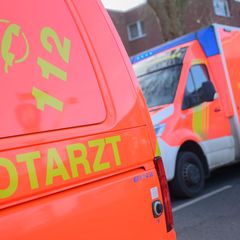Die Frau wurde bei dem Betriebsunfall so schwer verletzt, dass sie noch vor Ort starb. (Symbolbild) Foto: Julian Stratenschulte/
