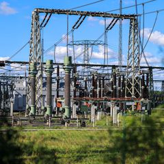 Mitnetz will 2026 in zahlreiche Großprojekte investieren, darunter der Aus- und Neubau von Umspannwerken und Hochspannungsleitun