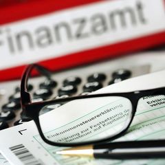 Die Steuererklärung in Thüringen könnte einfacher werden - Projekt beginn (Illustration). Foto: Oliver Berg/dpa