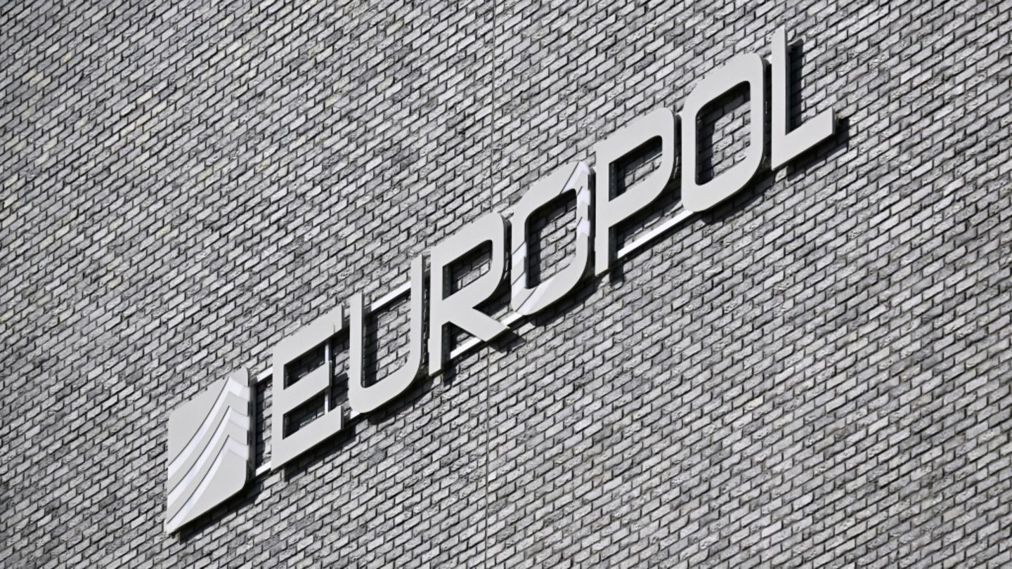 Europol-Schriftzug