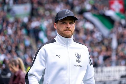 Trainer Eugen Polanski verzichtet auf Werbung für seine Zukunft bei Gladbach. (Archivbild) Foto: David Inderlied/dpa