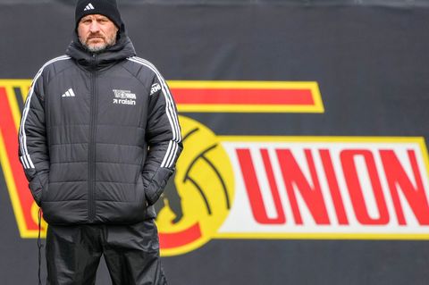 Union-Trainer Steffen Baumgart will in Heidenheim punkten. (Archivbild) Foto: Soeren Stache/dpa