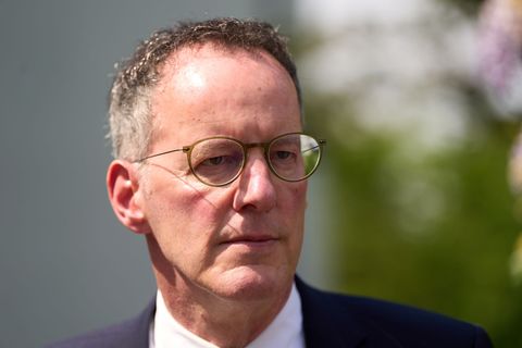 Innenminister Ebling äußert sich zum Archäologie-Skandal. (Archivfoto) Foto: Thomas Frey/dpa