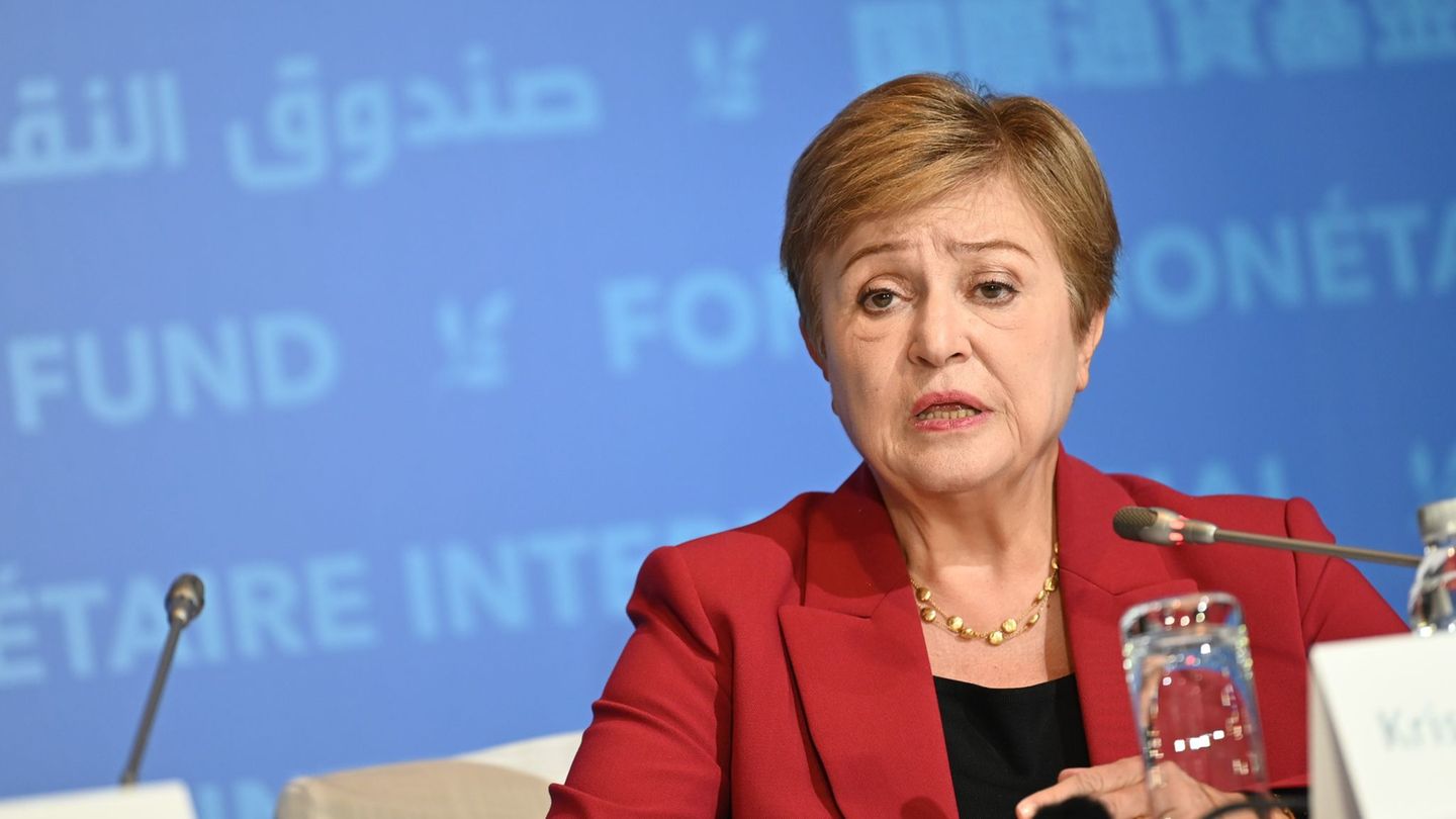 Der IWF rechnet mit einer Senkung der Wachstumsprognose. (Archivfoto) Foto: Johannes Neudecker/dpa