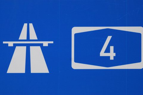 Zwischen Ohorn und Salzenforst wird die Fahrbahn Richtung Dresden erneuert. (Symbolbild) Foto: Hendrik Schmidt/dpa