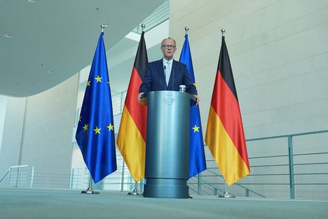 Der Weg zum Frieden im Iran ist kein einfacher, betont Kanzler Friedrich Merz. Foto: Michael Kappeler/dpa