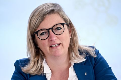 Angesichts der gestiegenen Spritpreise kann sich Brandenburgs Wirtschaftsministerin Martina Klement (CSU) eine zeitweilige Erhöh