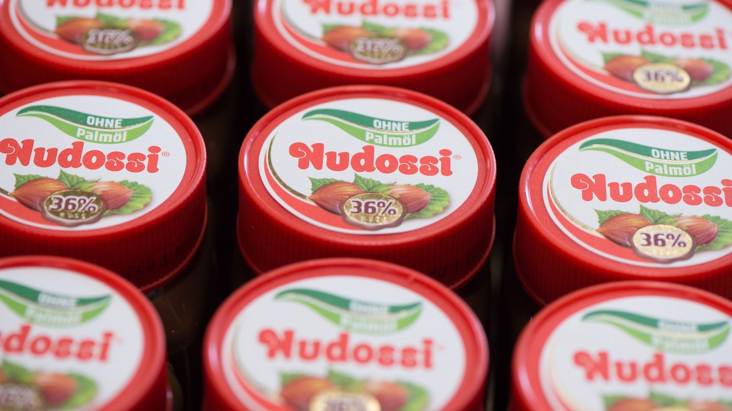 Haselnuss-Nougat-Crème: Rückruf: Salmonellengefahr in Nudossi