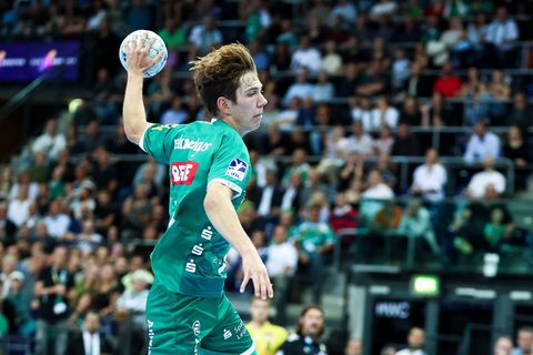 Staffan Peter und die Handballer des SC DHfK Leipzig kassierten im Bundesliga-Heimspiel gegen Göppingen die nächste Niederlage.