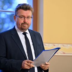 Nach Ansicht des Thüringer Justiz-Staatssekretärs Christian Klein könnte eine Entkriminalisierung von Schwarzfahren zu höheren F