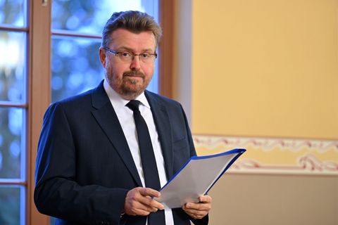 Nach Ansicht des Thüringer Justiz-Staatssekretärs Christian Klein könnte eine Entkriminalisierung von Schwarzfahren zu höheren F