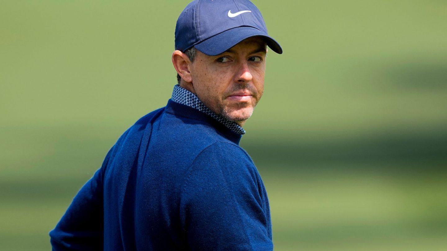 Masters in Augusta: Titelverteidiger McIlroy führt beim Masters nach Auftakt