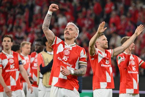 Der Mainzer Phillip Tietz jubelt über den Sieg im Viertelfinal-Hinspiel. Foto: Torsten Silz/dpa