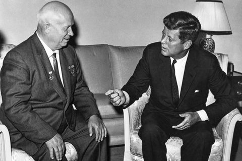 Nikita Chruschtschow und John F. Kennedy